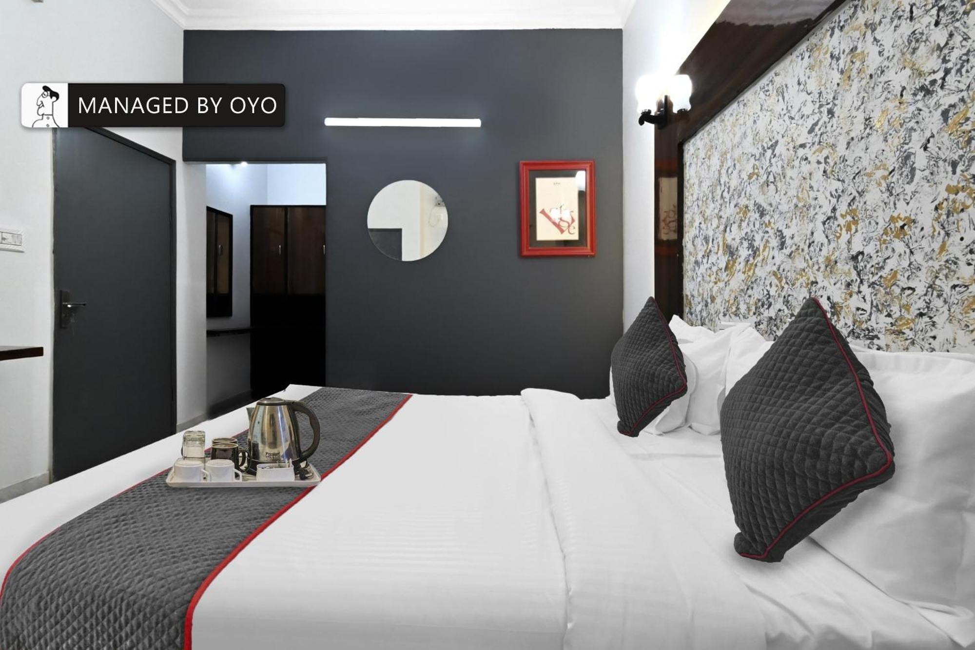 Hotel O Classic Holidays Джайпур Екстериор снимка